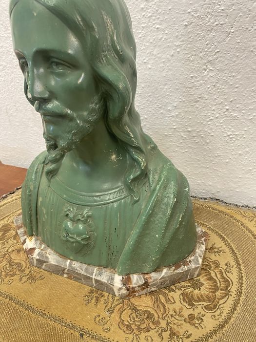 Френски порцеланов бюст исус