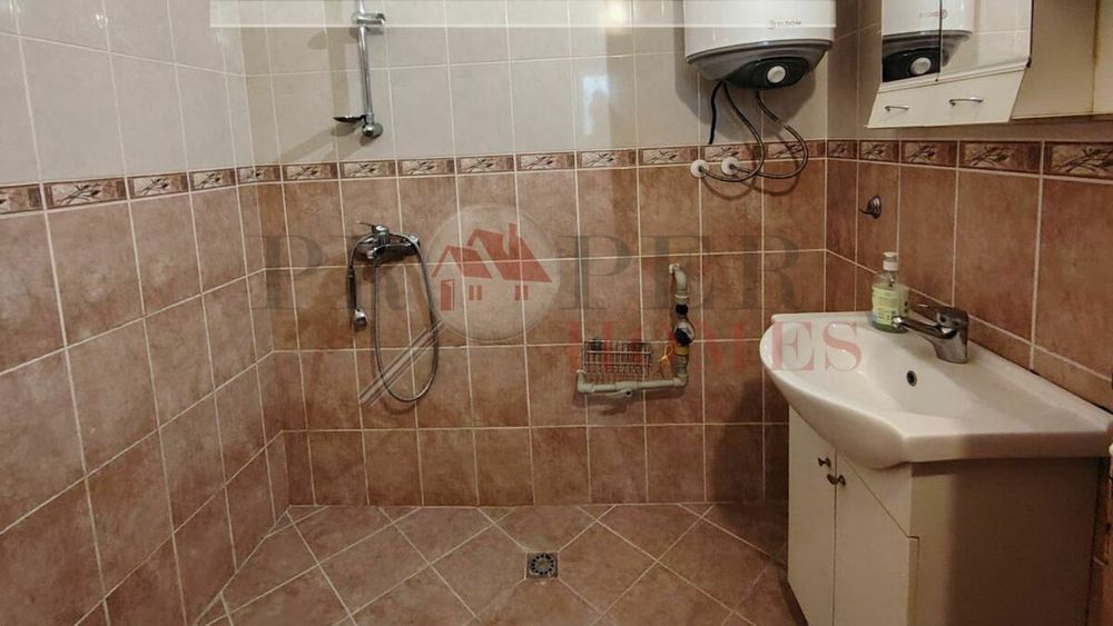 Дава под наем Многостаен гр. Велико Търново - Център 121m²