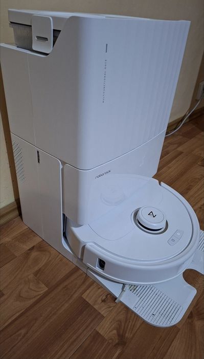 Vând Roborock Qrevo MaxV