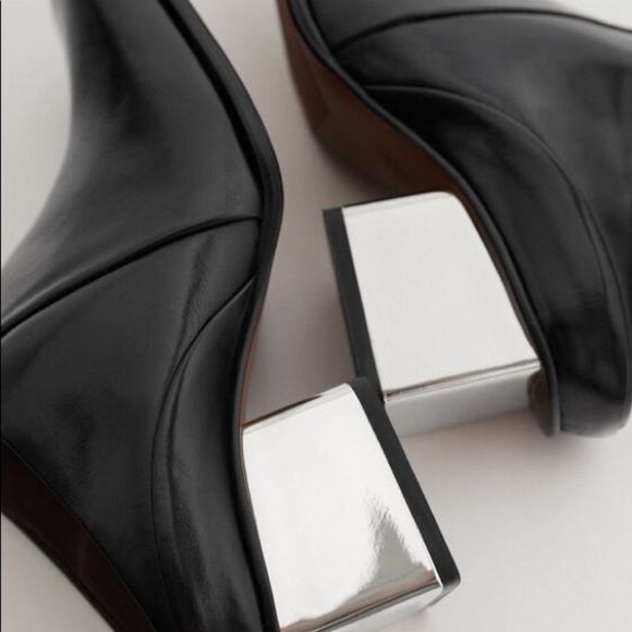 Нови кожени обувки (mules) Zara, номер 38