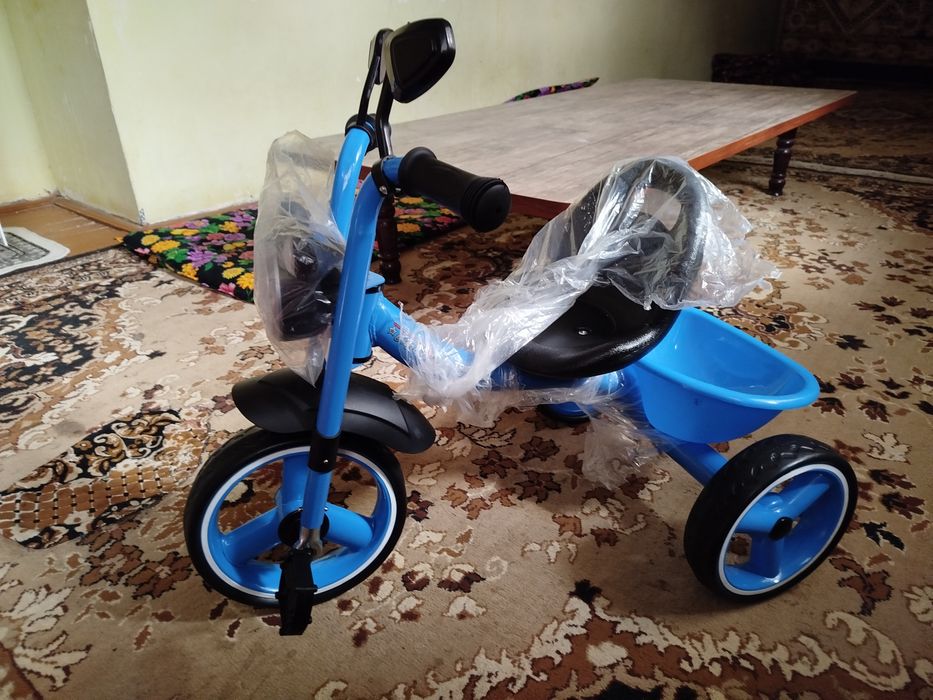 Velosiped sotiladi yangi salon