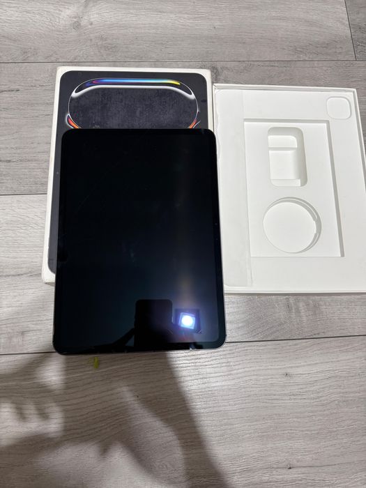 Vand Ipad 11 pro M4 2024