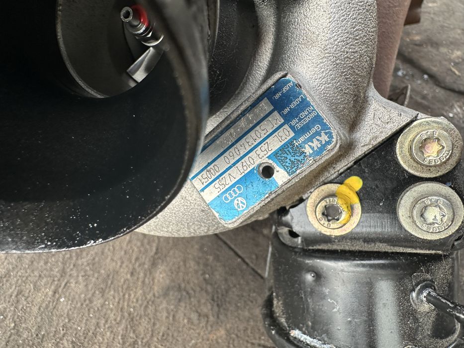 Турбо компресор турбина VW AUDI SKODA 2.0 TDI 03L253019 T