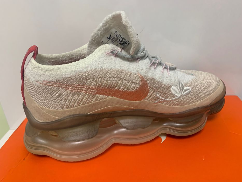 Нови дамски маратонки Nike Air Max Scorpion Flyknit налични 38 размер