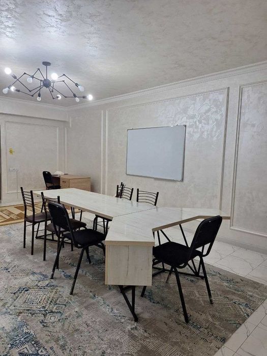 ПРОДАЁТСЯ. срочна. уч тепа 23 кв жилой цоколнь этаж мебел техника