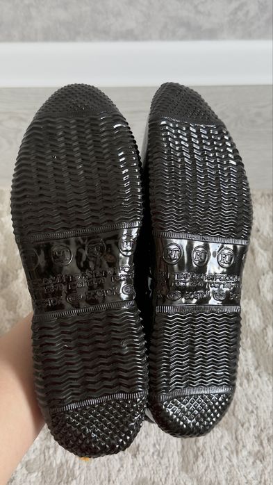 Галоши утепленные лакированные