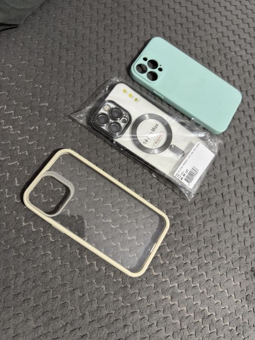Vand Huse iphone 13Pro ,14Pro Max si 17ProMax
