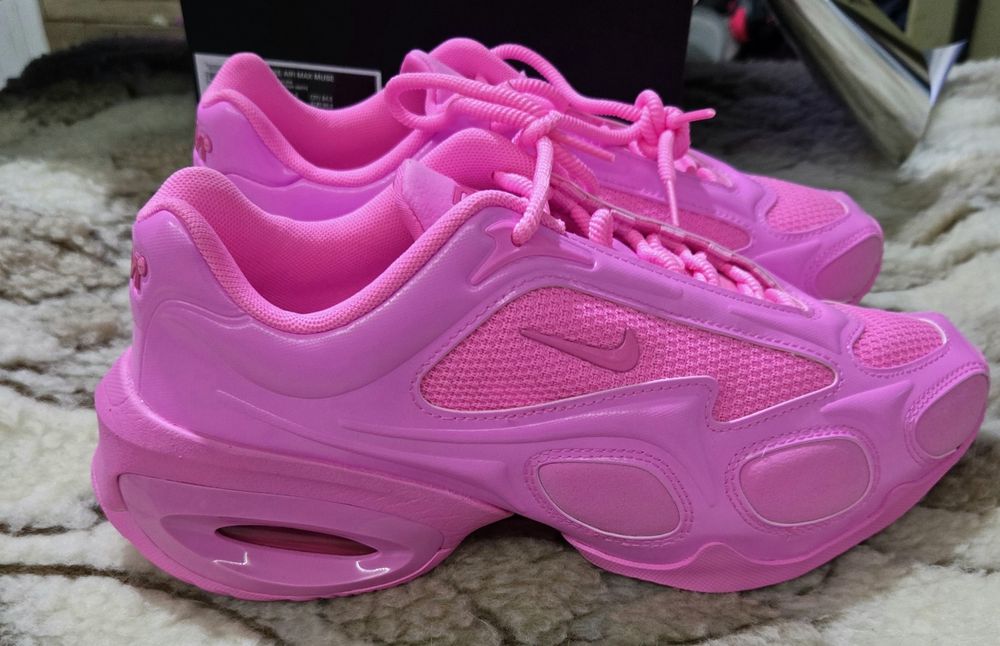 Nike WMNS Air Max Muse уникални електриково розови нови нов модел 38.5