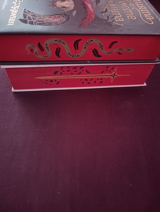 Лимитирано издание  „Короните на Наяксия“.