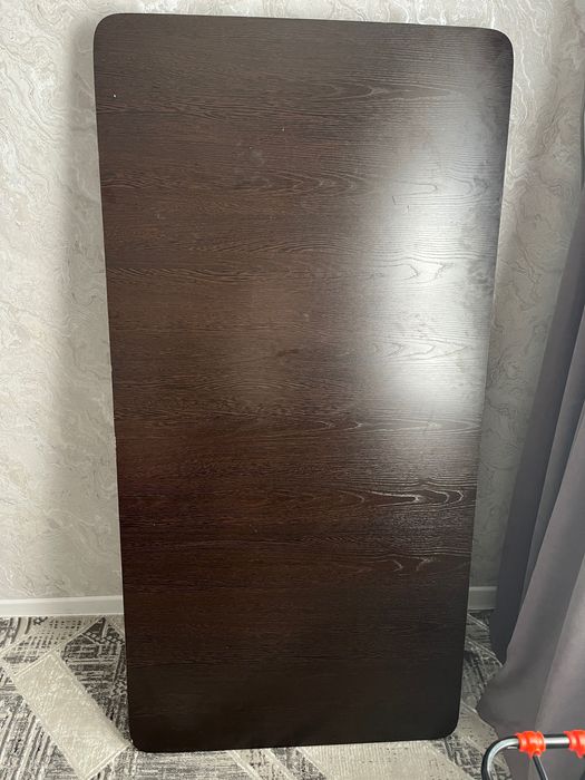 Стол столовый для кухни