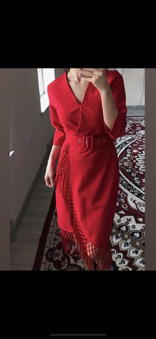 Платья почти новое