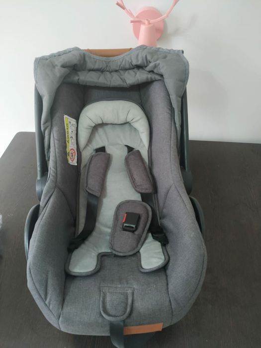 Автокресло детское до года