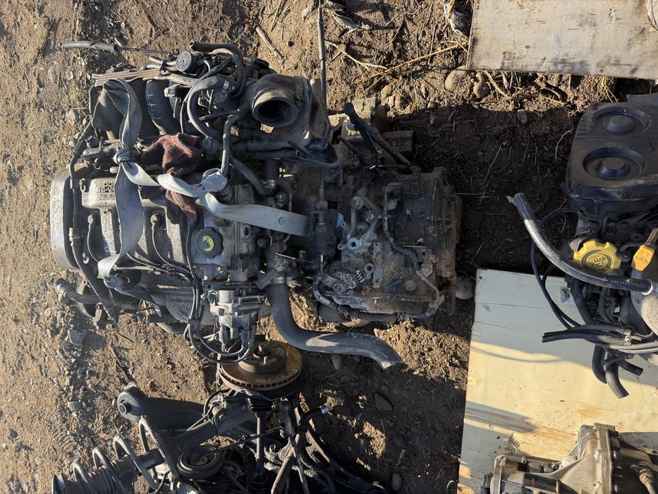 Двигатель на Mazda cronos 2.0 литра FS трамблерный