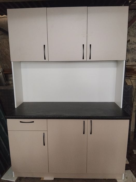 Продам кухонный шкаф.