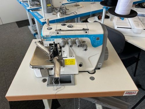 Plotter si Masini de cusut industriale