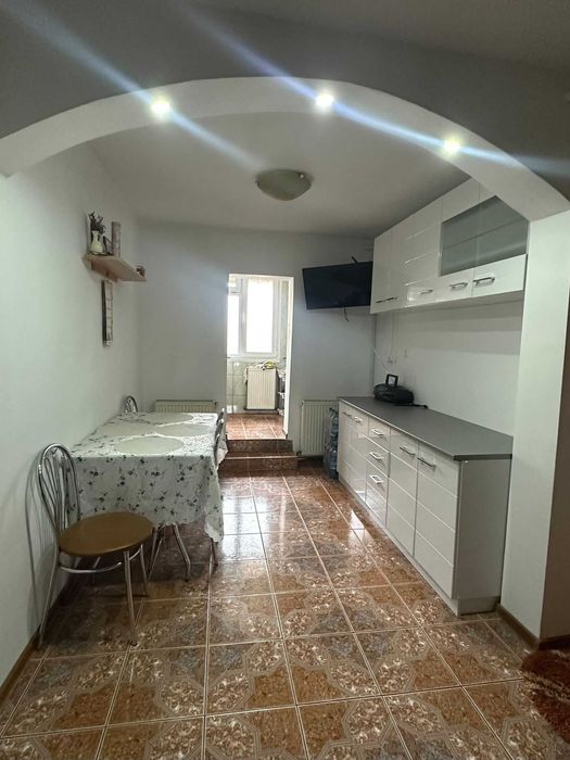 Apartament 2 camere Targu-Jiu, Zona Debarcader