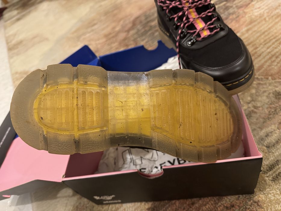 Продавам мъжки обувки Dr. Martens