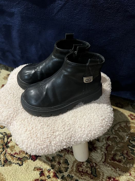 Обувь для девочек в отличном состоянии