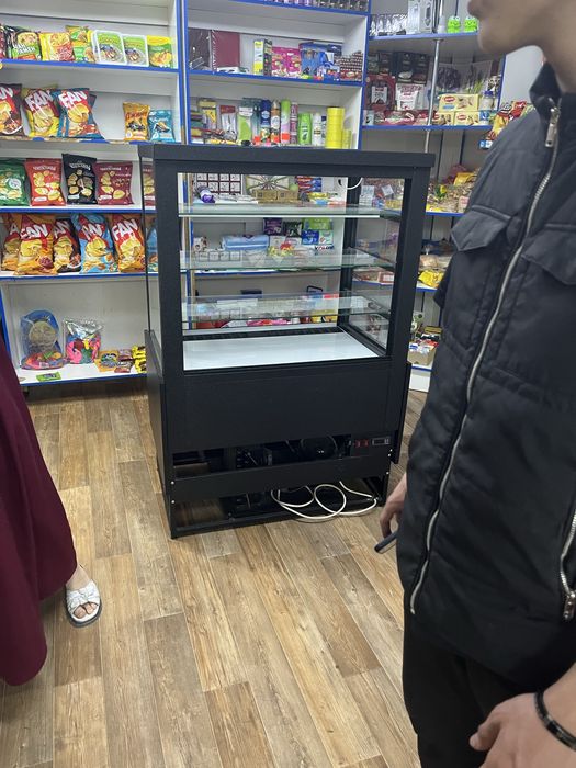Кондитерский холодилник каркас металл