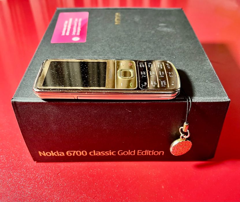 Öp Nokia 6700 Classic Gold Edition