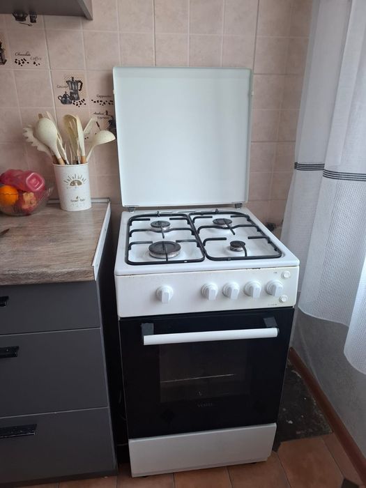 Продам газ плитку