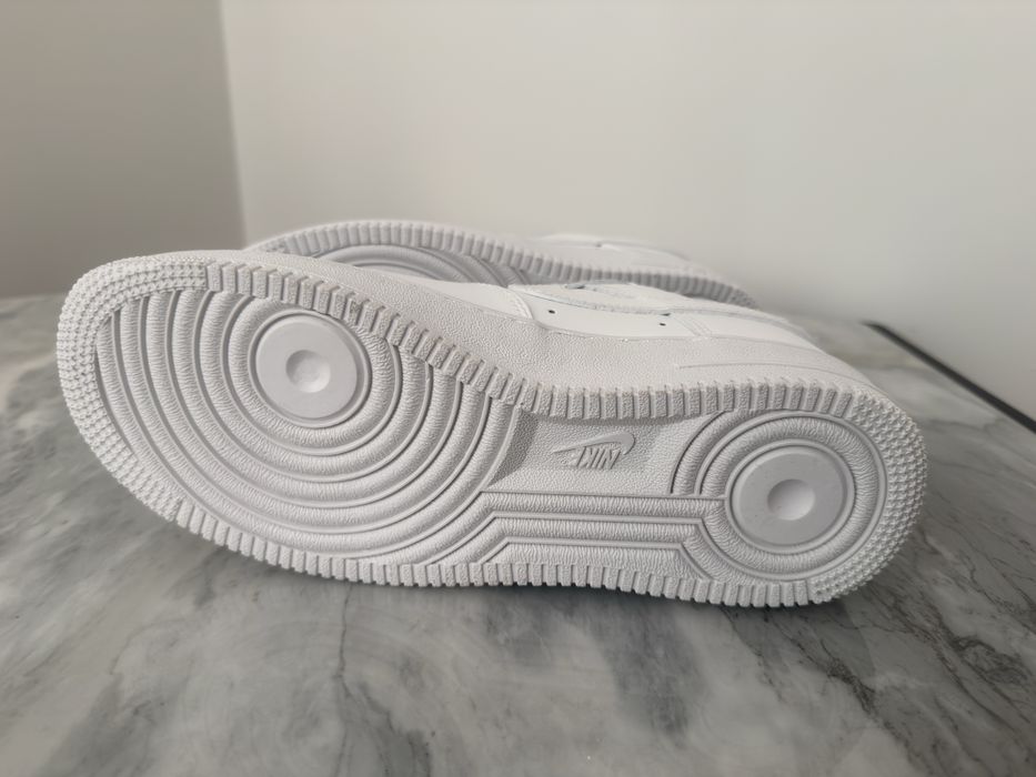 Nike Air Force 1 (42 размер)