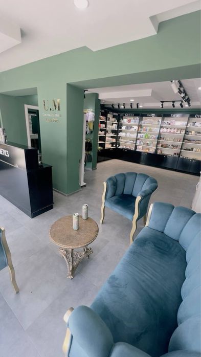 Алайский рынок, первая линия 77кв.м под любой вид бизнеса