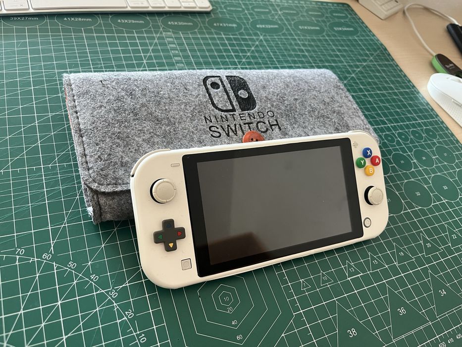 Nintendo Switch Lite (Modat)