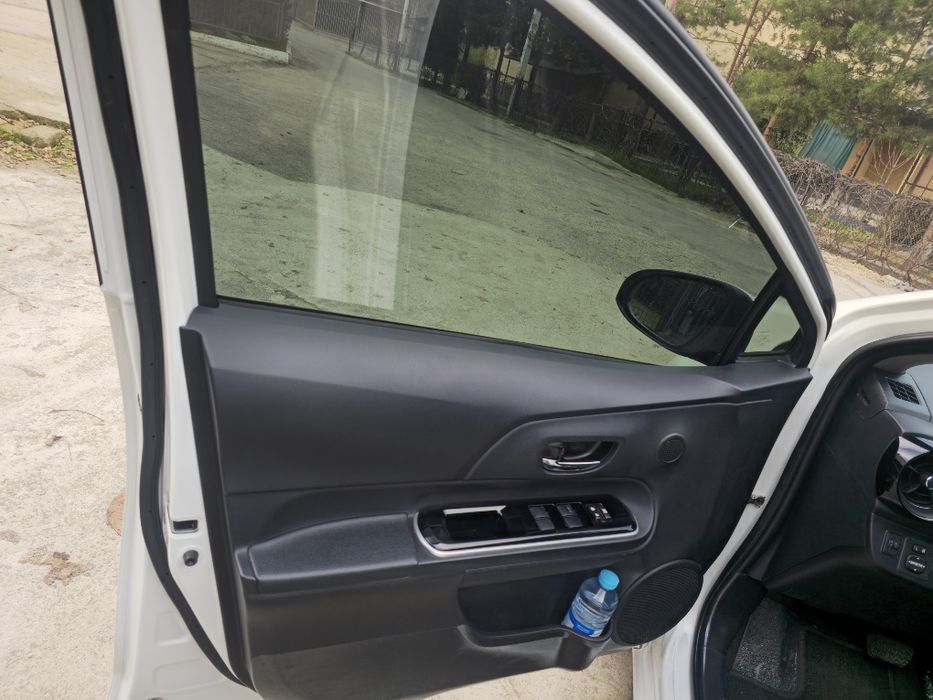 Tayota PriusC 2021 Hybrid SROCHNA SOTILADI