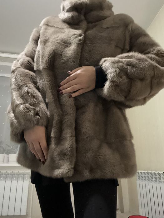 Продам шубу мех норка