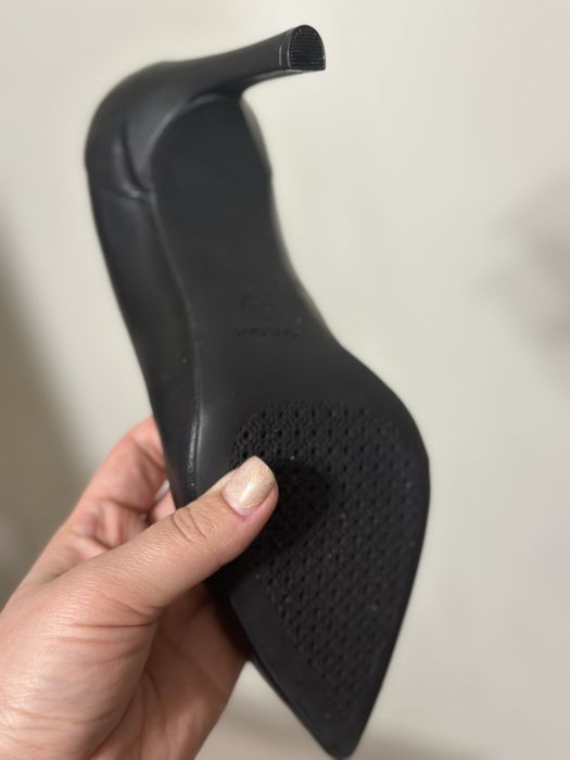 Туфли лодочки , одевала 1 раз