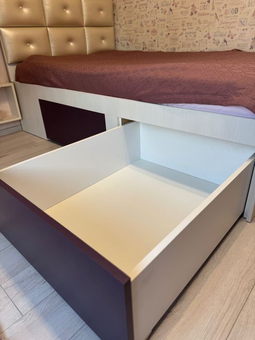 Дизайнерска  СПАЛНЯ /легло