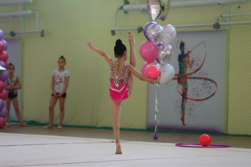 Гимнастический купальник