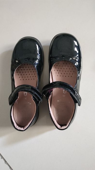 Туфли в школу для девочки