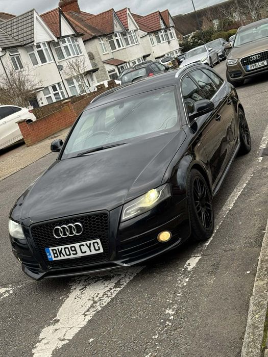 Vând Audi A4 B8 2009