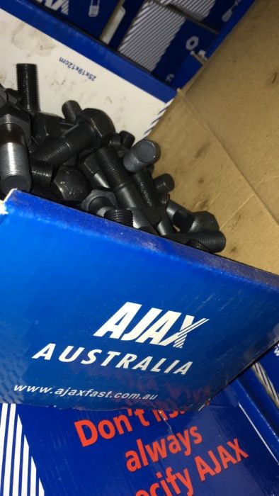 Lant senila pt. Excavatoare Volvo EC 290 pe stoc