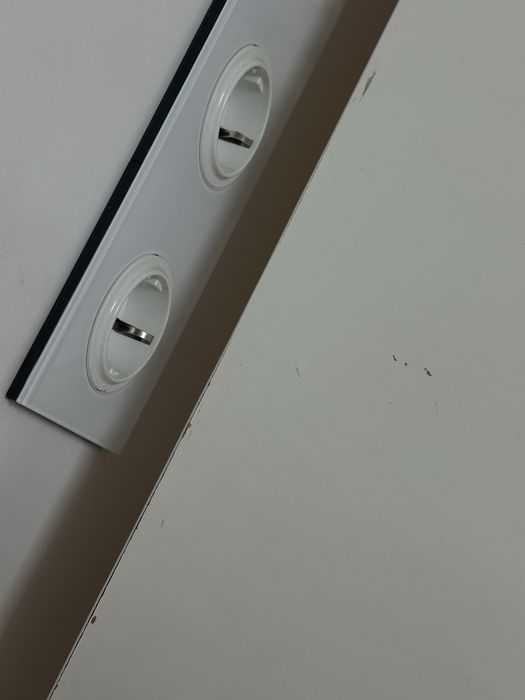 Продается стол Икеа