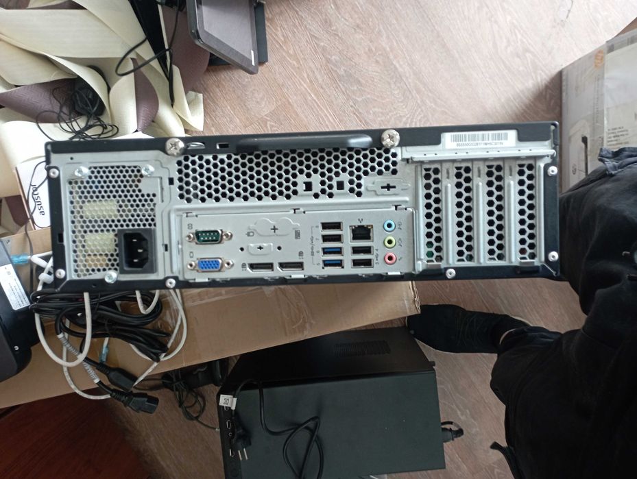 Lenovo thinkcentet m83 торговое оборудование