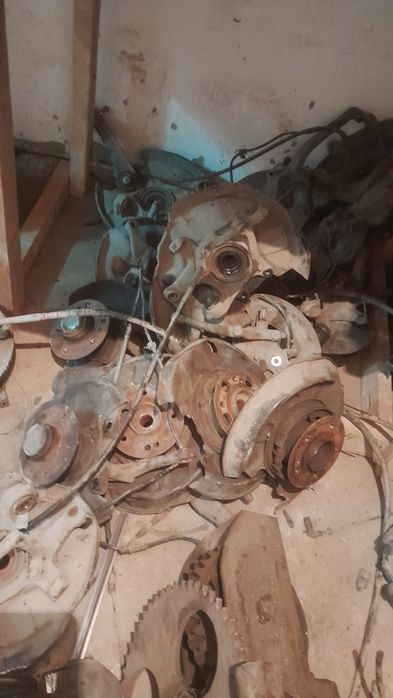 Продам Мерседес по запчастями