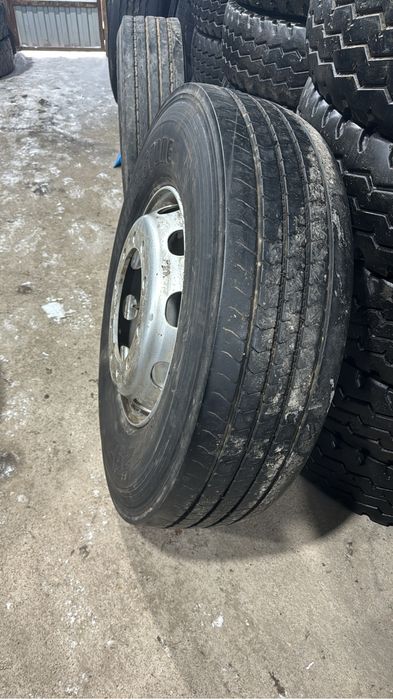 Продам б/у грузовые автошины