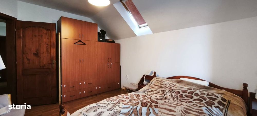 Casa 160 mp, 5 camere, garaj, 900 mp teren, mobilata/utilata complet