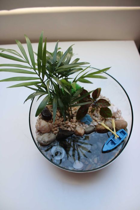 Флорариум с езеро - подарък за деня на влюбените, 8ми март, рожден ден