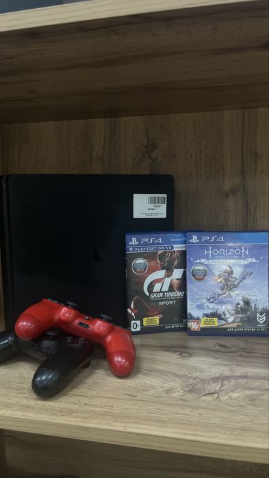 PlayStation 4 Slim