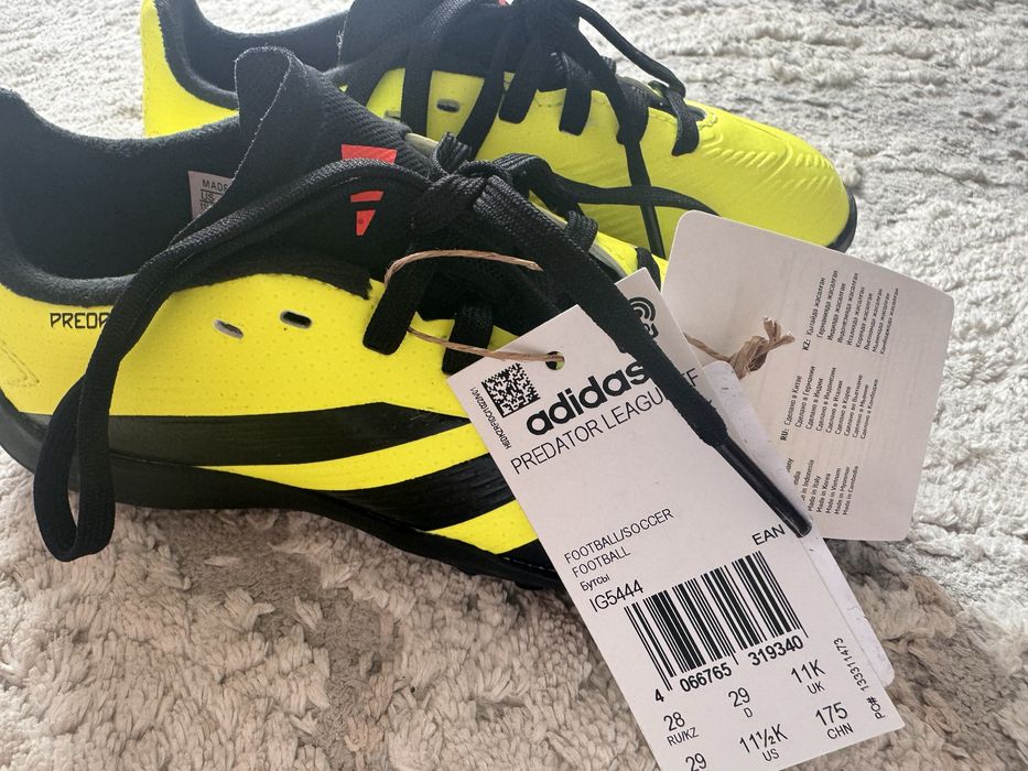 Продам бутсы