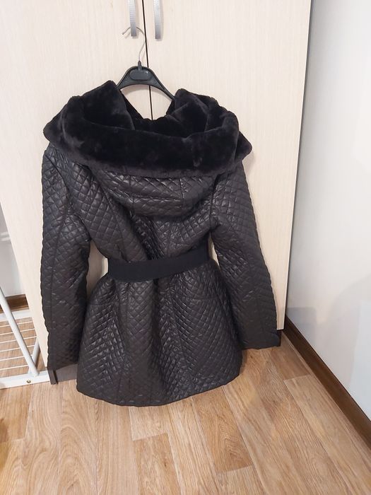 Продам зимний куртка меховый