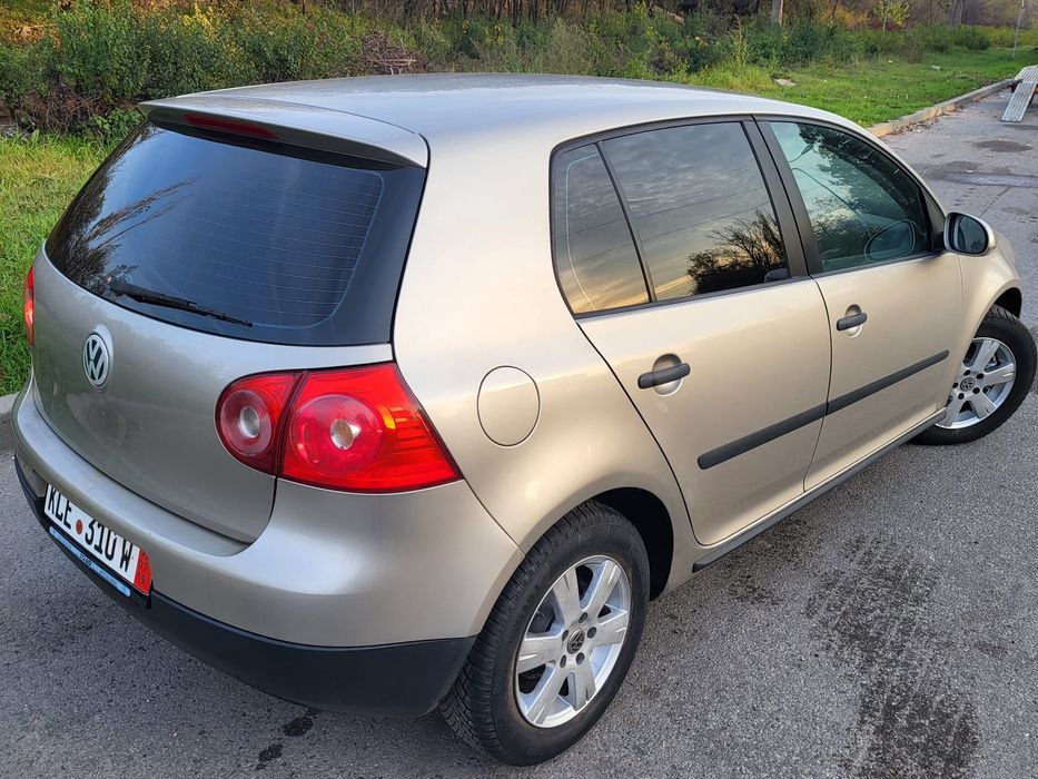 Golf 5 Anul 2005 1.9 tdi 90cp Înmatriculat Ro Clima funcțional