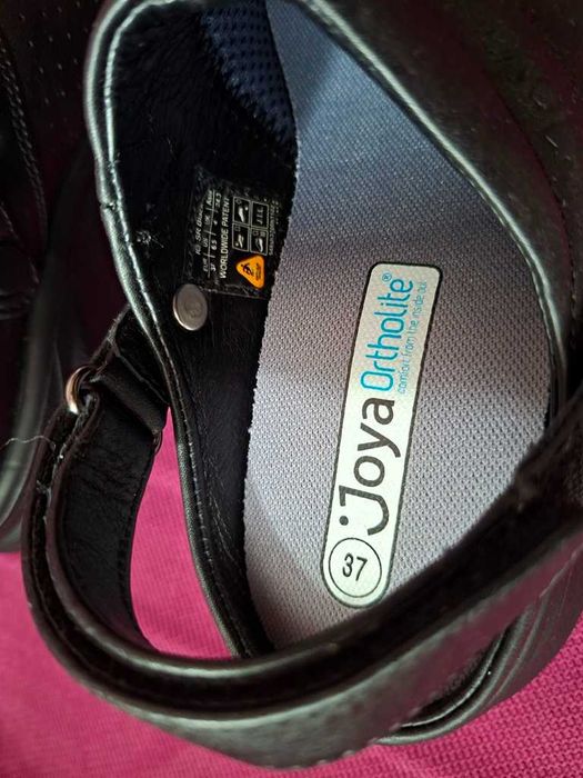 Saboti piele JOYA IQ SR Black slip resistant marimea 37 zero km