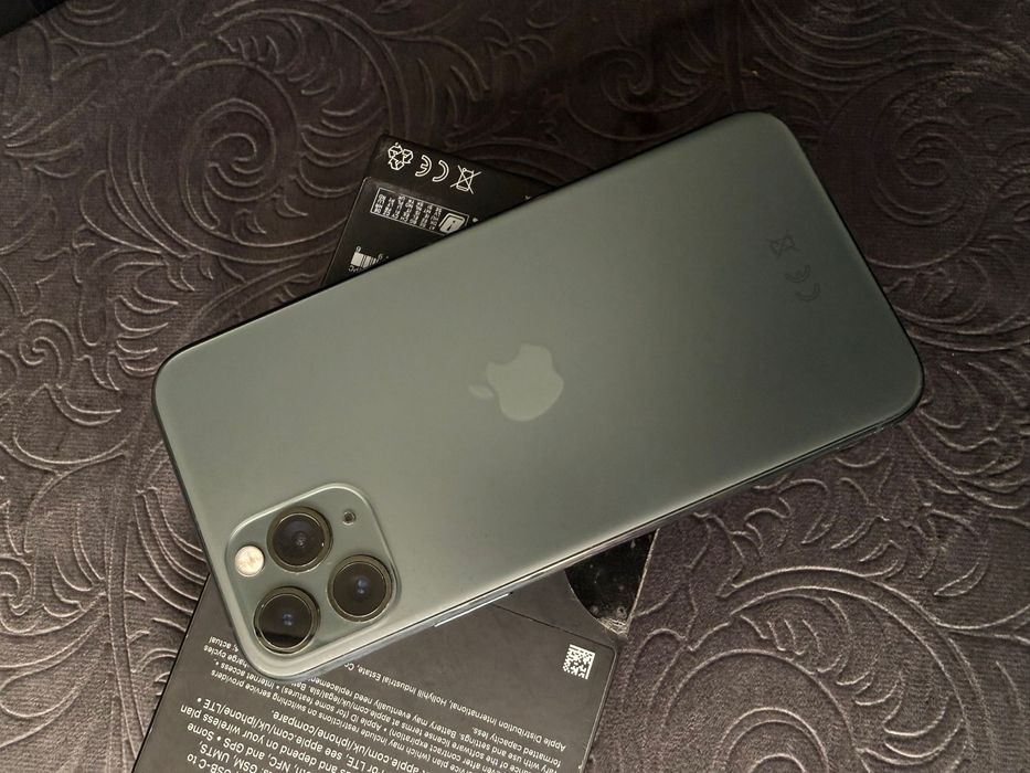 Vand iphone 11 pro 64 gb liber de retea