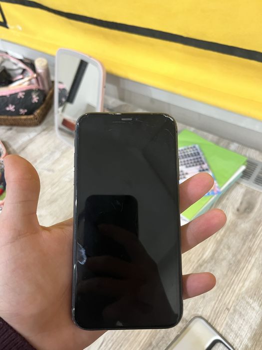 Iphone 11 в среднем сост