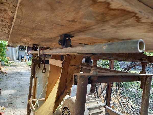 станок торцовочный на саласках с двигателем